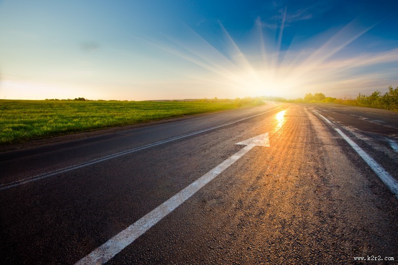 公路唯美风景图片