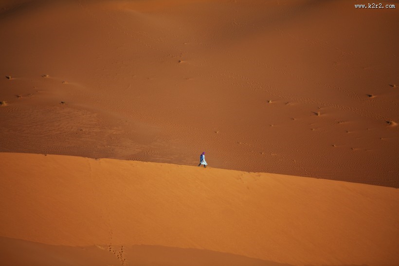 美丽的沙漠风景图片