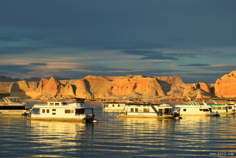 天然水库之鲍威尔湖图片