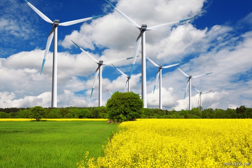 草原上风车图片