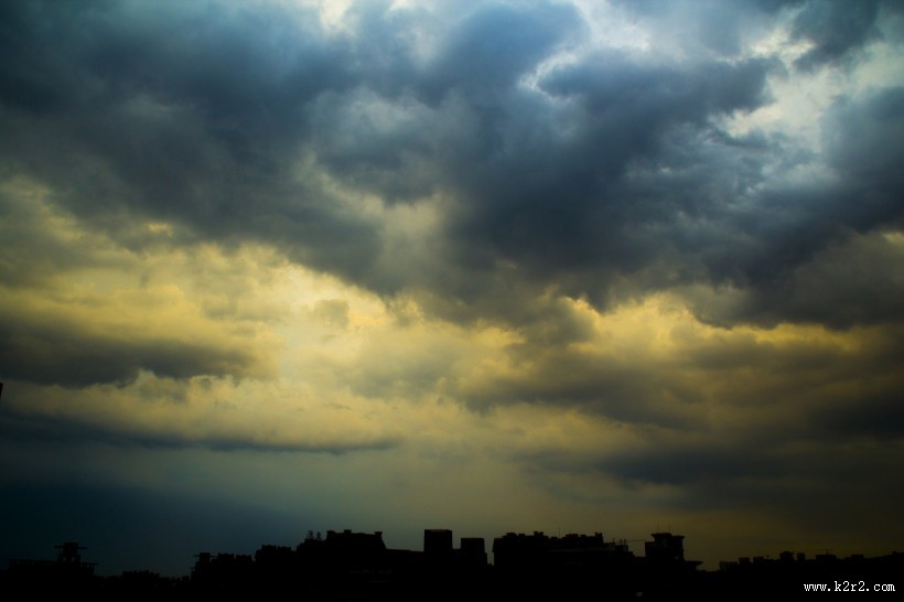 阴云密布的天空图片大全