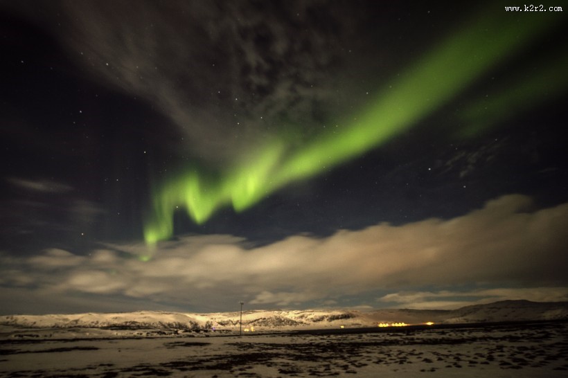 绿色的极光风景图片