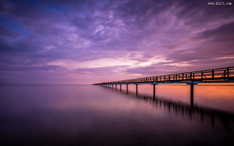 唯美紫色天空图片