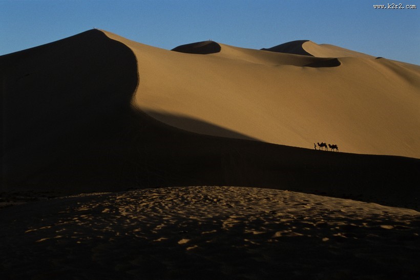 高清沙漠风景图片