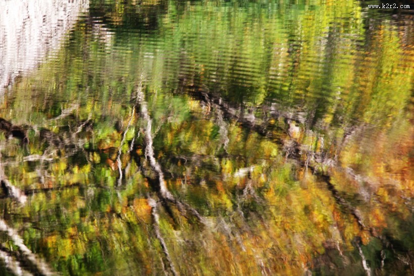 湖面倒影风景图片