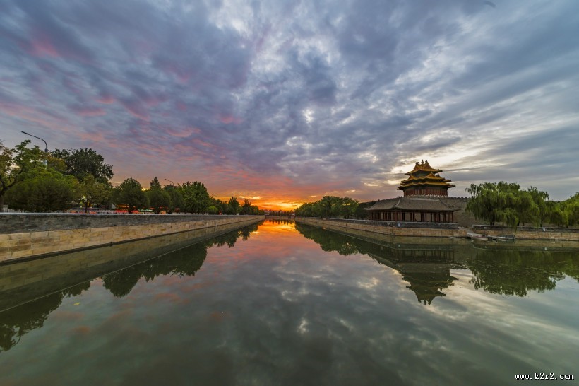 清晨的故宫角楼图片