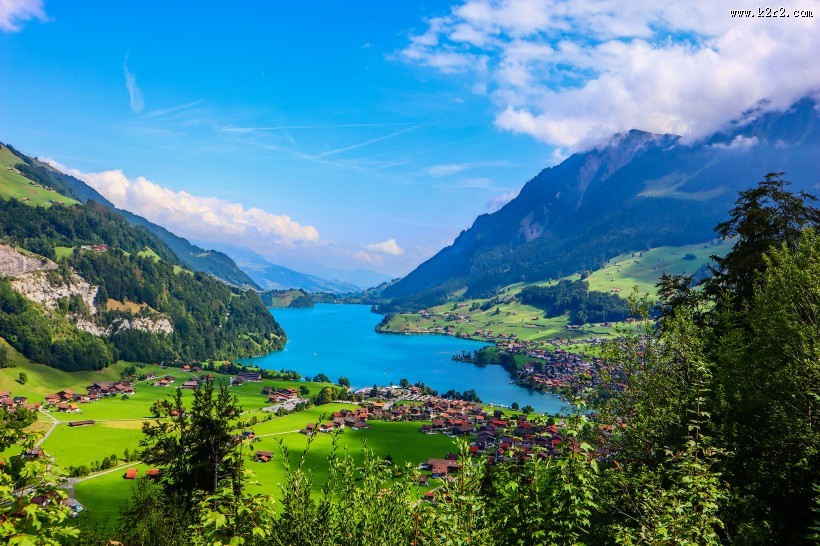 瑞士龙疆湖自然风景图片