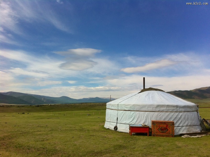 内蒙古草原上的蒙古包图片大全