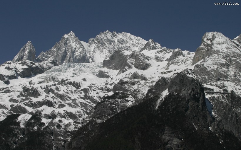 云南玉龙雪山自然风景图片