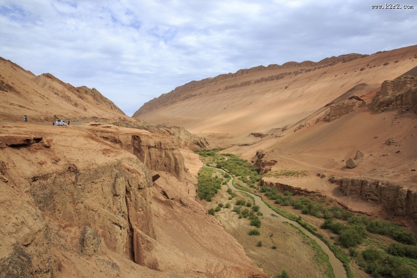 新疆吐鲁番风景图片