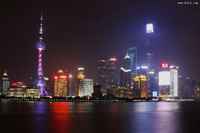 夜晚的东方明珠图片大全