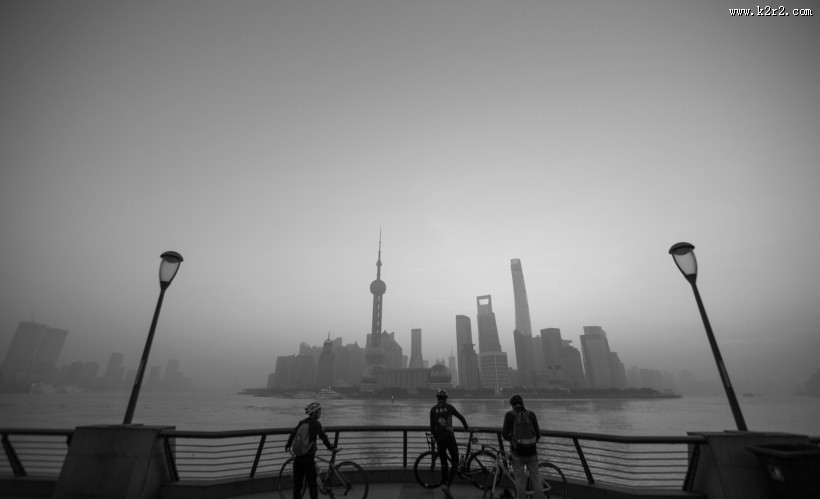 上海魔都的日出风景图片