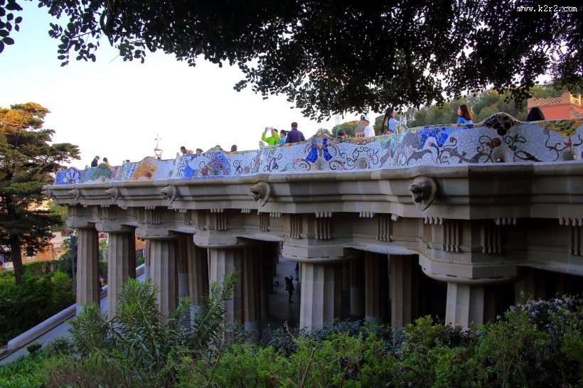 西班牙巴塞罗那高迪建筑风景图片