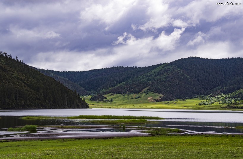 云南普达措国家公园风景图片