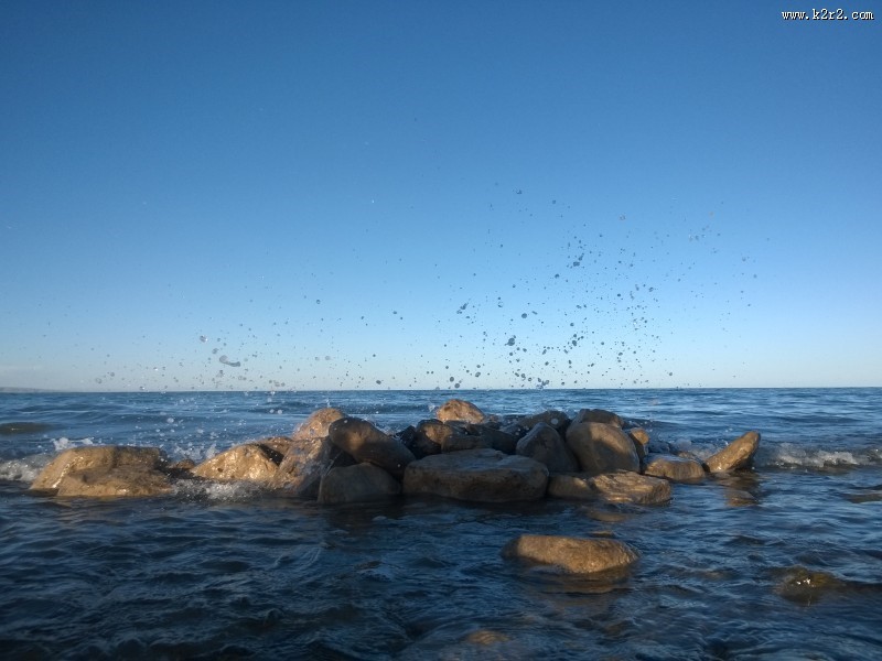 淡雅娴静的青海湖图片
