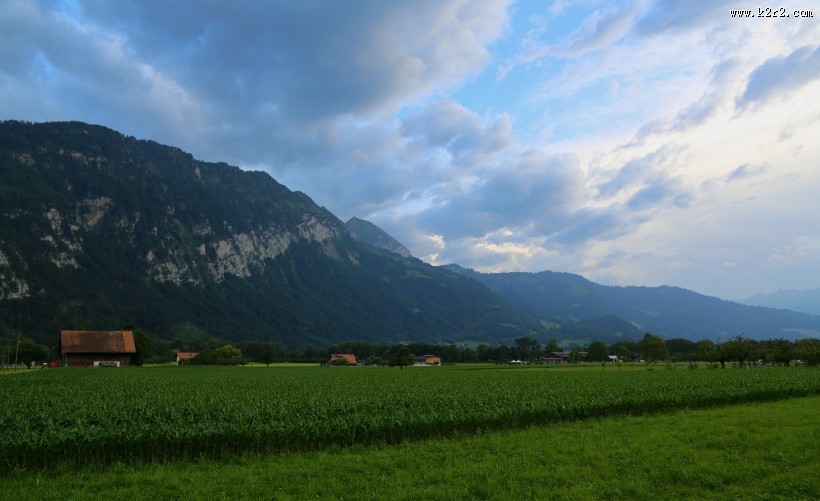 瑞士因特拉肯小镇风景图片大全