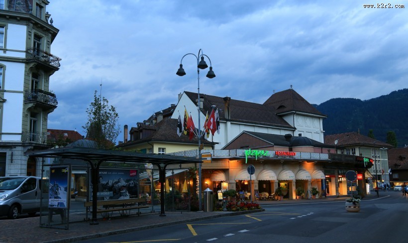 瑞士因特拉肯小镇风景图片