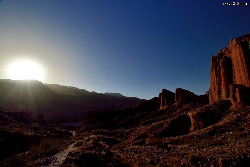 新疆阿克苏托木尔峰峡谷风景图片大全