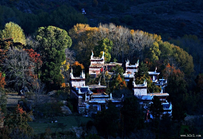 四川川西巴丹藏寨风景图片大全