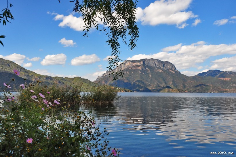 四川泸沽湖风景图片