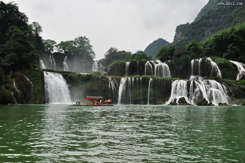 广西德天瀑布风景图片