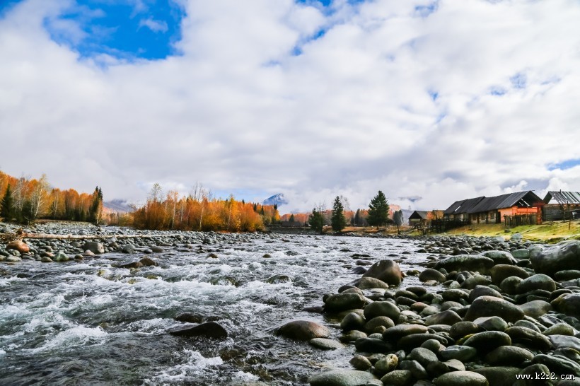 新疆禾木村风景图片