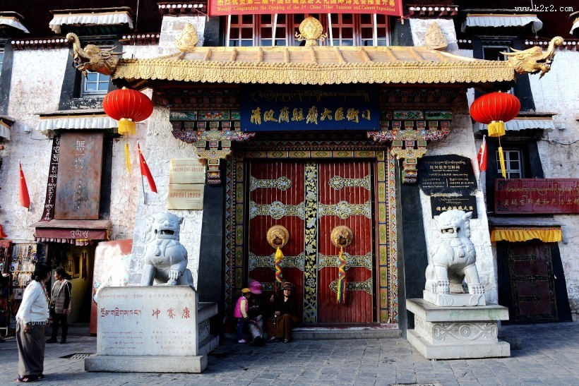 西藏拉萨八廓街人文风景图片