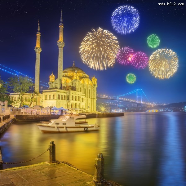 城市烟花夜景图片