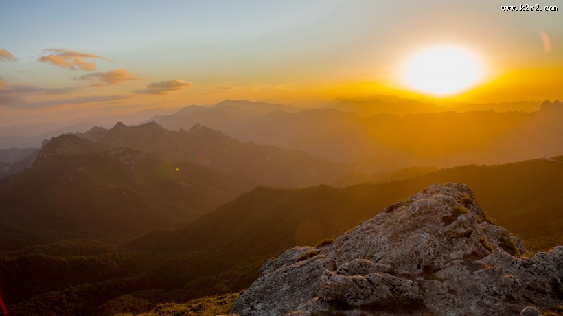 西安秦岭光头山日落风景图片