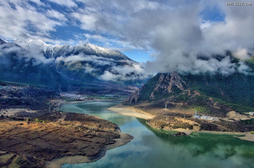 西藏雅鲁藏布大峡谷风景图片大全