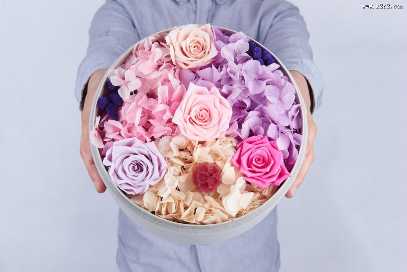 漂亮的鲜花礼盒图片