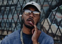 戴帽子的黑人男子图片