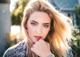 美丽的长发女孩图片