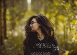 长发飘逸的美女图片