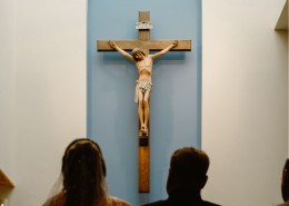 十字架上的耶稣图片大全