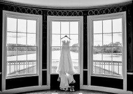 纯白的婚纱图片