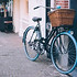 街边的自行车图片