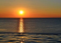 清晨的朝阳图片