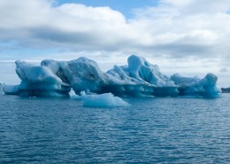 寒冷的冰川图片