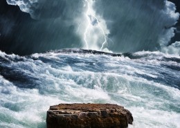 大海风暴天气图片