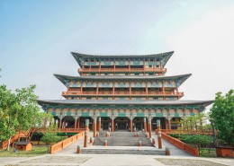 尼泊尔蓝毗尼中华寺中国寺庙建筑风景图片