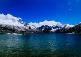 青海年宝玉则风景图片