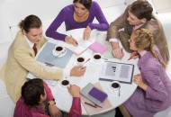 办公室小组会议图片大全