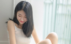 清纯的亚洲女孩图片