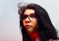 戴眼镜的美女图片大全