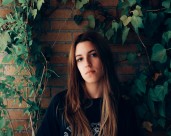 长发的美女图片