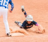 正在打棒球的孩子图片