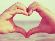 心形手势图片