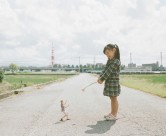 日本超萌小女孩公路摄影图片大全