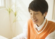 青少年学习上网图片